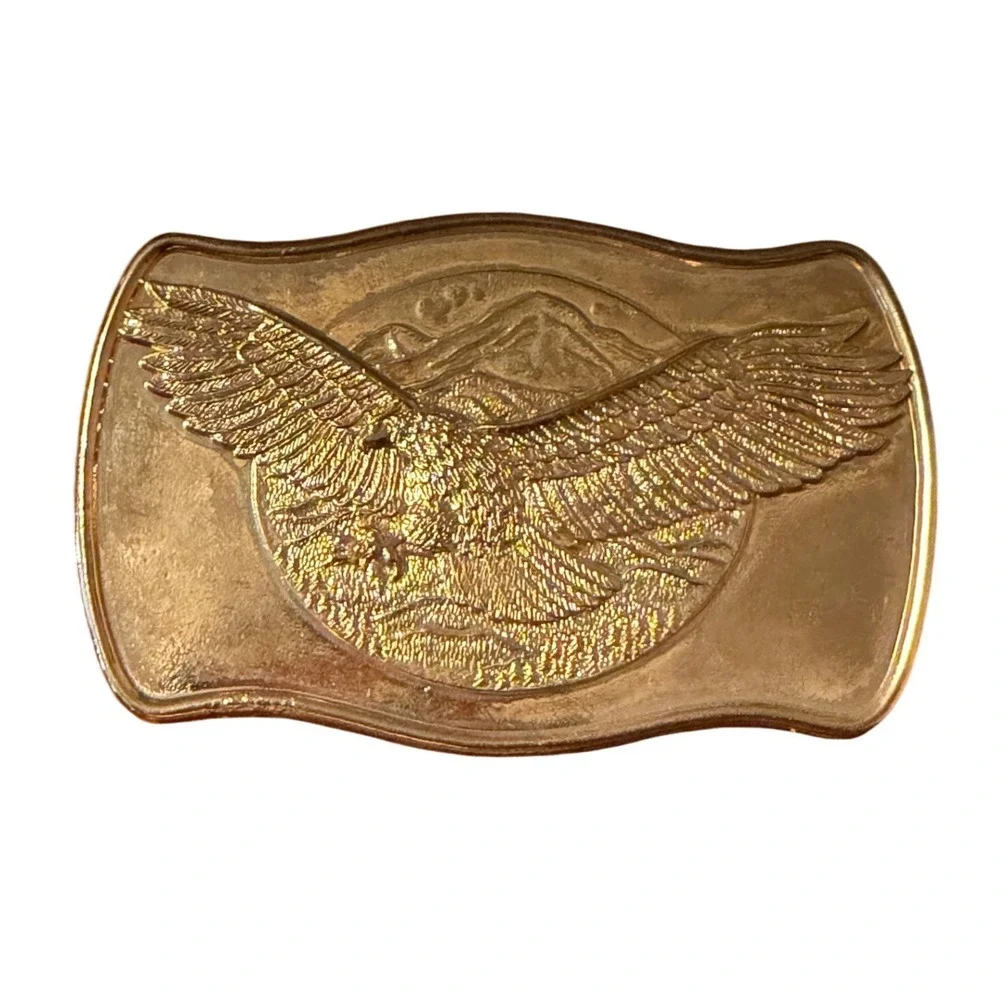 Vtg Gold Tone Soaring Eagle Mountain Scene Western Belt Buckle 21994 Cowboy